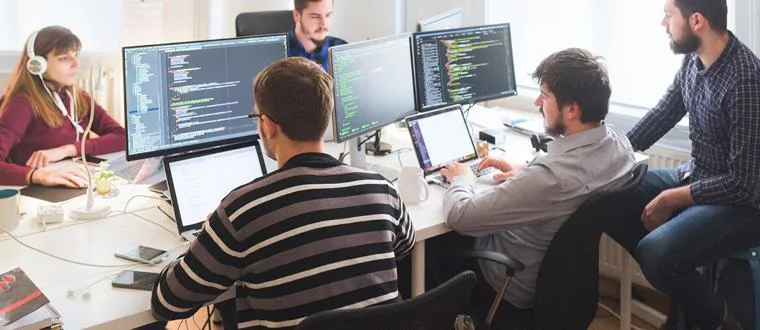 Naslovna fotografija uz članak: BACK-END DEVELOPER – FAST TRACK